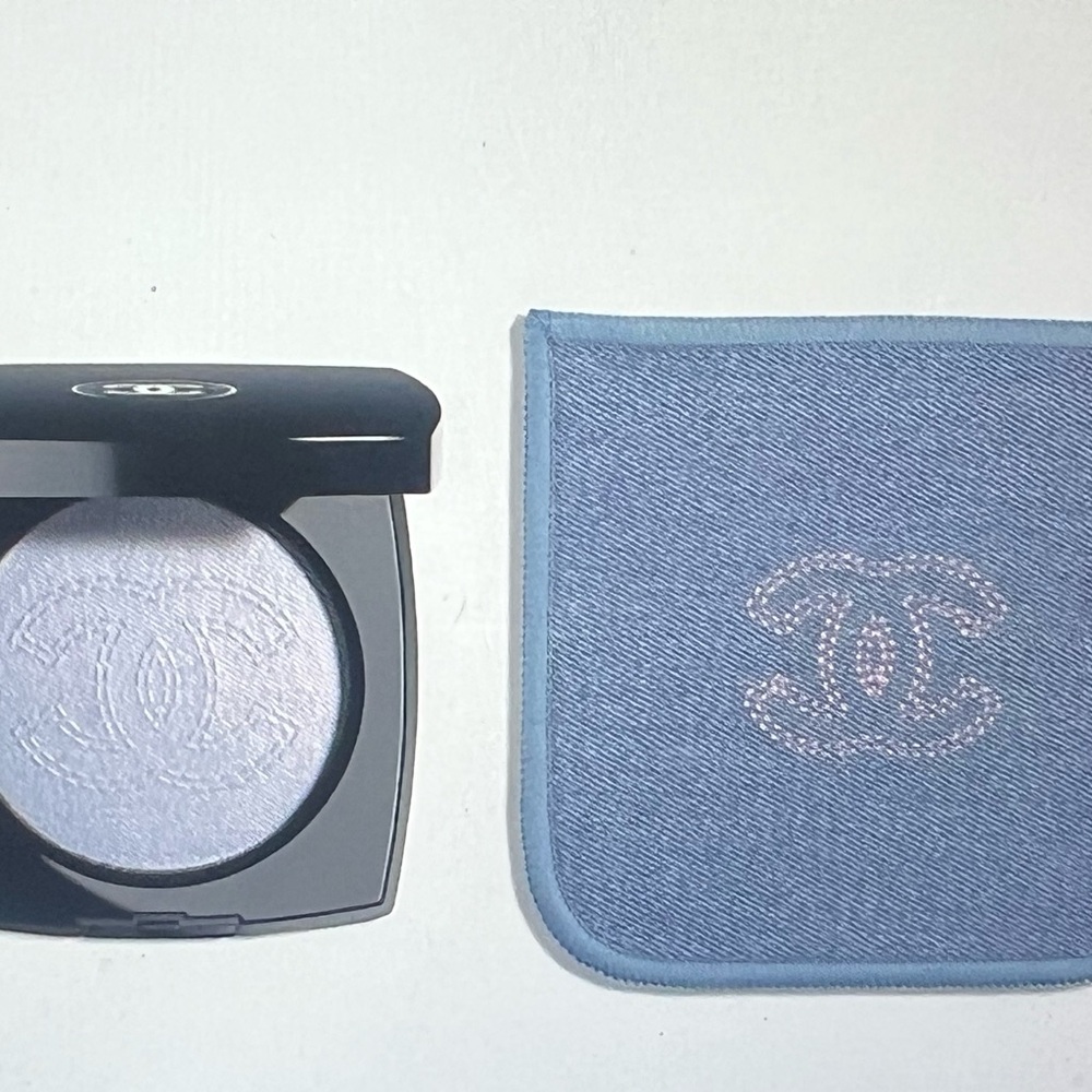 CHANEL Coco Denim Illuminating Powder